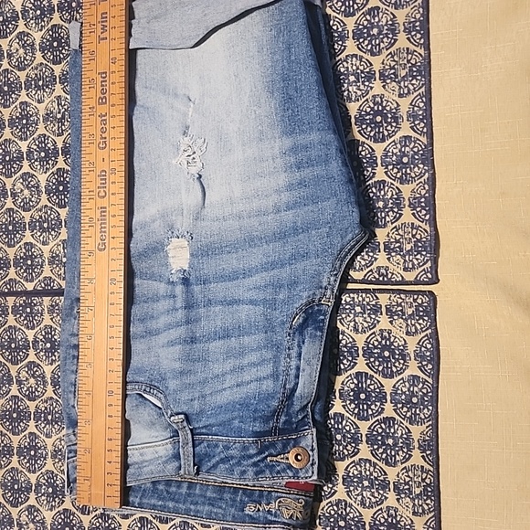 ⭐️3/$20⭐️Arizona jeans shorts - Picture 4 of 5